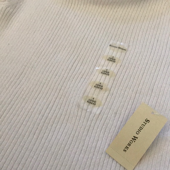 StudioWorks NWT Crew Neck Sweater White - Picture 3 of 4